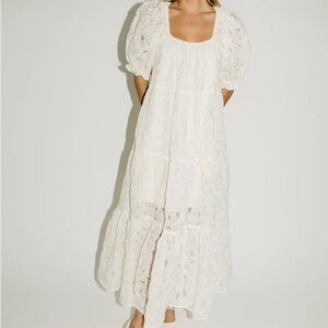 Elegant Cream Lace Dress